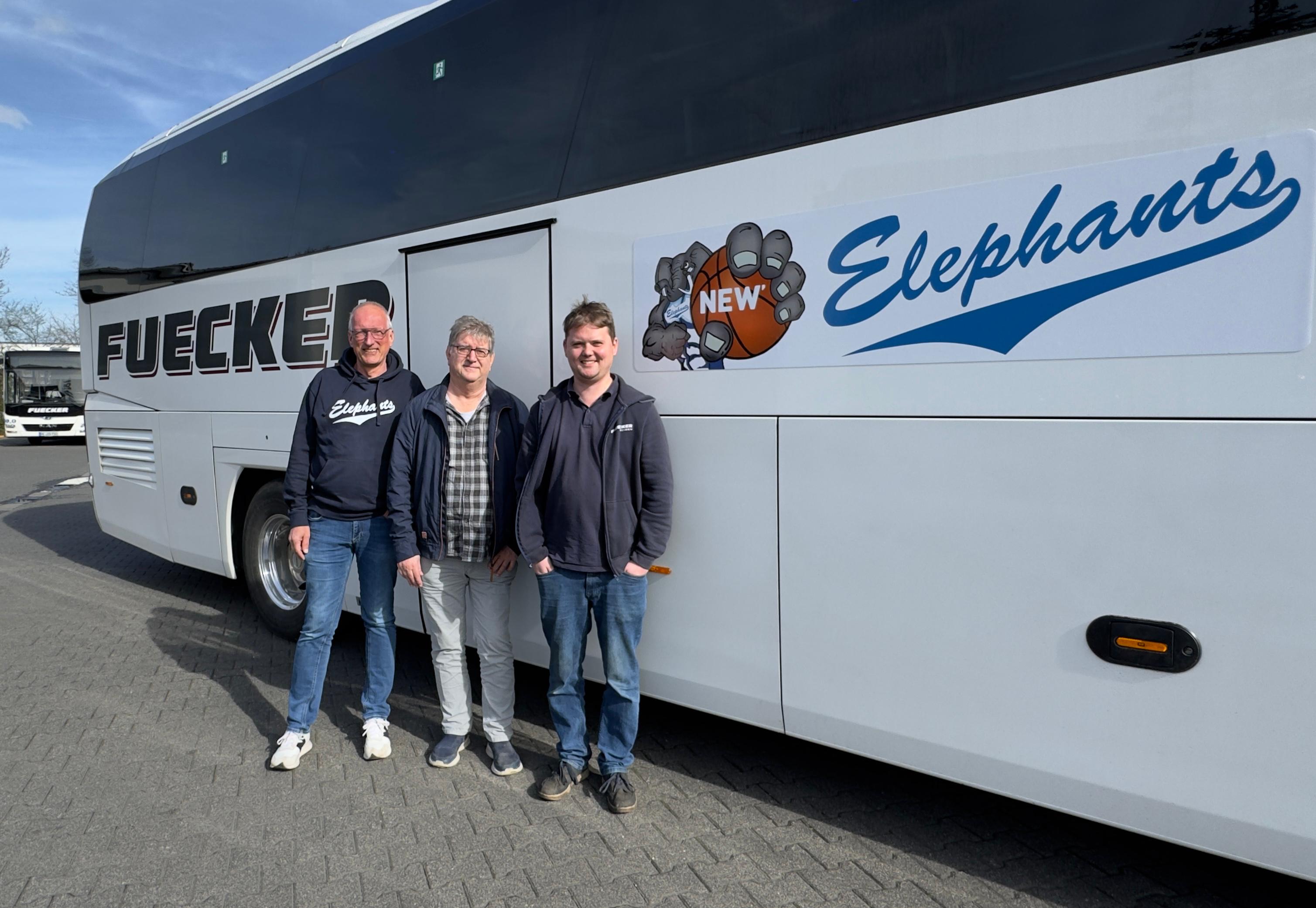 Fücker Reisebus